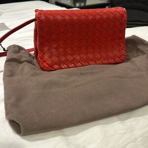 Bottega veneta messenger bag